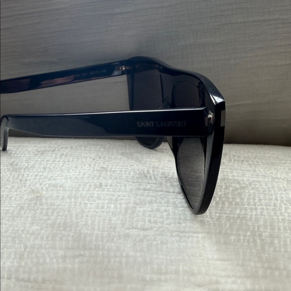 Saint Laurent  Black Sunglasses with Original YsL Case - Picture 5 of 13